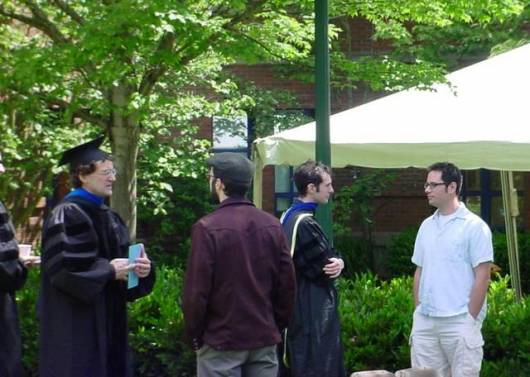fullsize Commencement/Commencement_2006/after_o.jpg